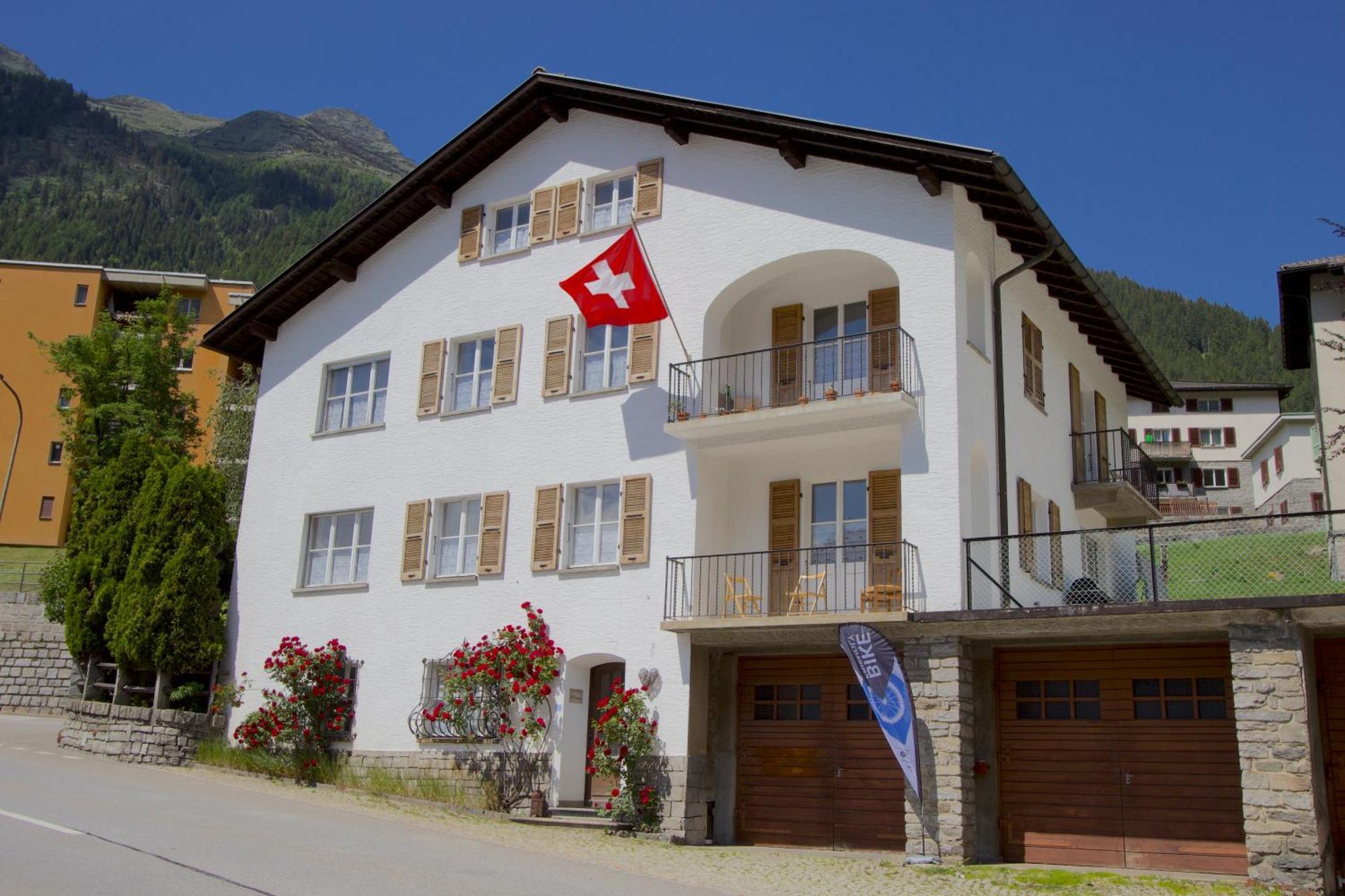 Chalet Cuore Delle Alpi Airolo Dış mekan fotoğraf